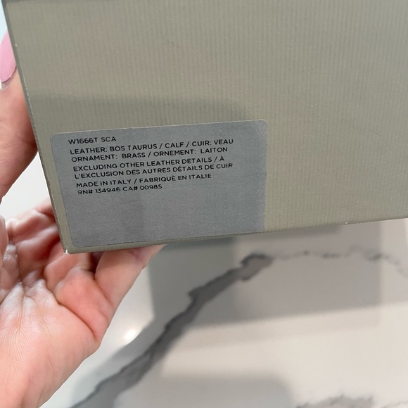 Tom Ford Black Leather pumps with padlock size 36 - Picture 10 of 10